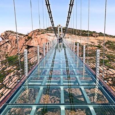 玻璃吊橋